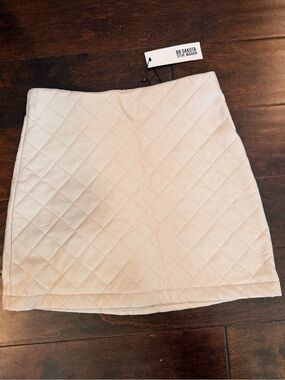 BB Dakota Steve Madden Cream Quilted Mini Skirt Faux Leather